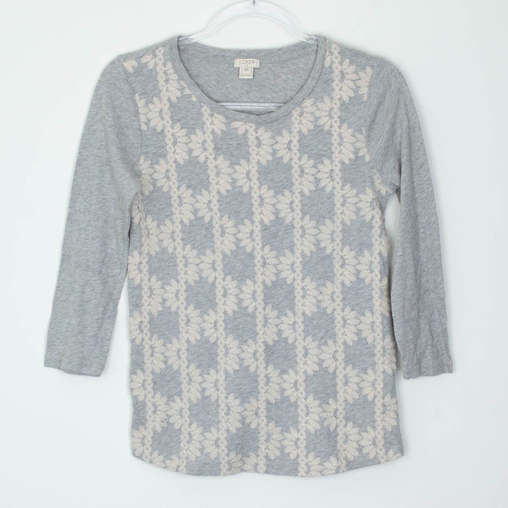 J. Crew Womens Gray 3/4 Sleeve Embroidered Floral Knit Top Size XS Preppy Casual